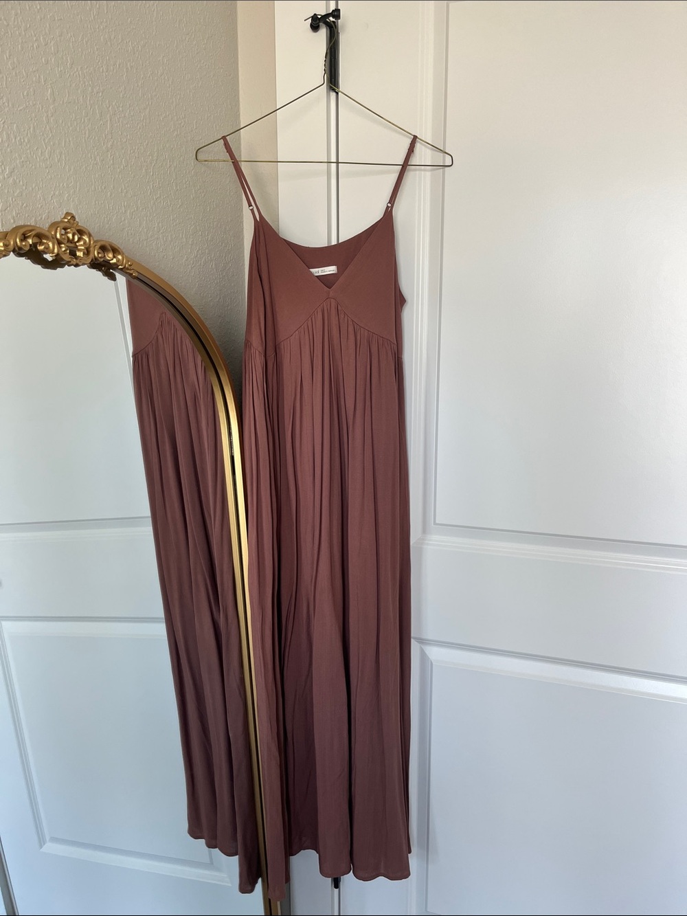 Mauve Spaghetti-Strap Boutique Maxi Dress With Pockets
